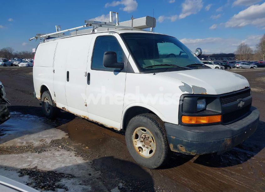 2009 Chevrolet Express 2500 WORK VAN (VIN 1GCGG25C791129210) main photo