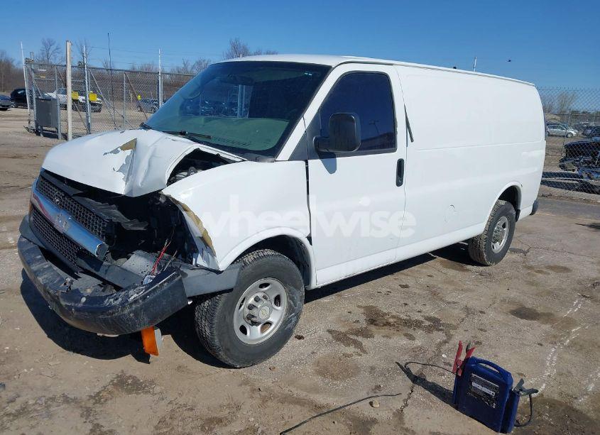 Photo 2 of 2008 Chevrolet Express WORK VAN (VIN 1GCGG25C881182464)