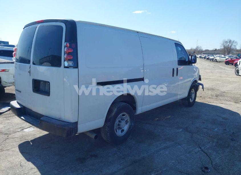 Photo 4 of 2008 Chevrolet Express WORK VAN (VIN 1GCGG25C881182464)