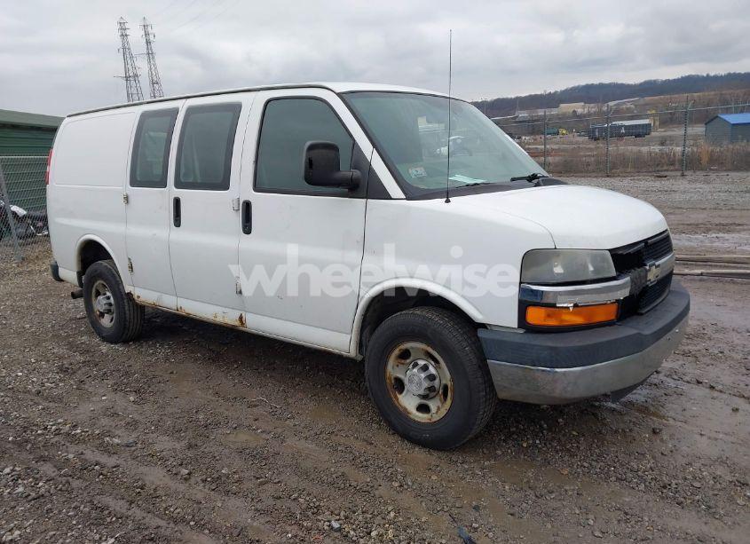 2009 Chevrolet Express 2500 WORK VAN (VIN 1GCGG25C891119169) main photo