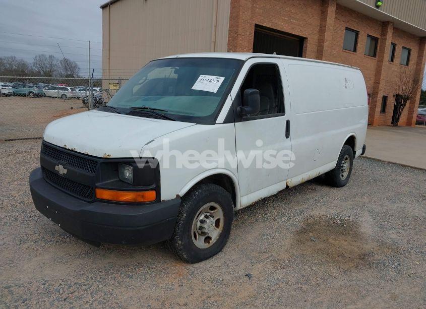 Photo 2 of 2008 Chevrolet Express WORK VAN (VIN 1GCGG25C981156777)