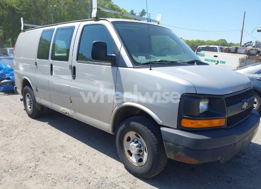 2008 Chevrolet Express WORK VAN (VIN 1GCGG25C981162904) main photo
