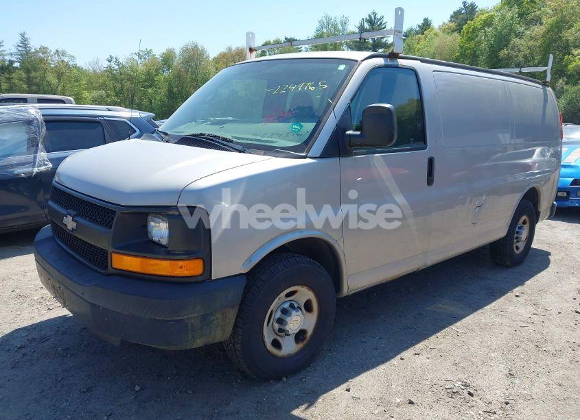 Photo 2 of 2008 Chevrolet Express WORK VAN (VIN 1GCGG25C981162904)
