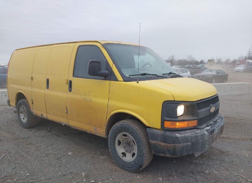 2008 Chevrolet Express WORK VAN (VIN 1GCGG25C981212572) main photo