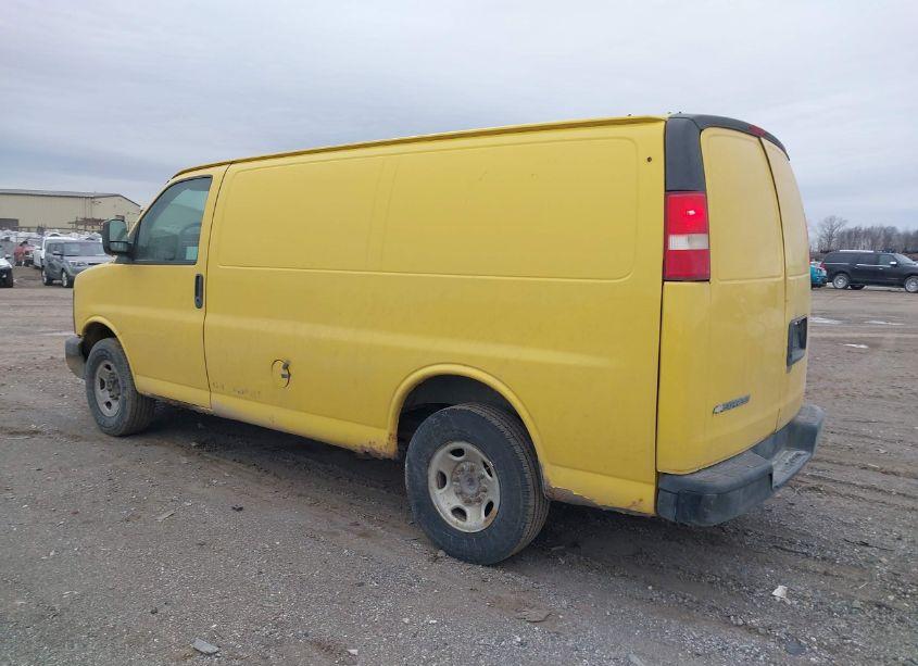 Photo 3 of 2008 Chevrolet Express WORK VAN (VIN 1GCGG25C981212572)