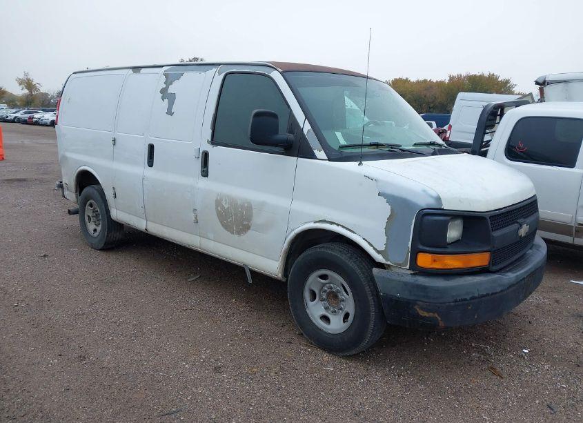 2009 Chevrolet Express 2500 WORK VAN (VIN 1GCGG25C991145831) main photo
