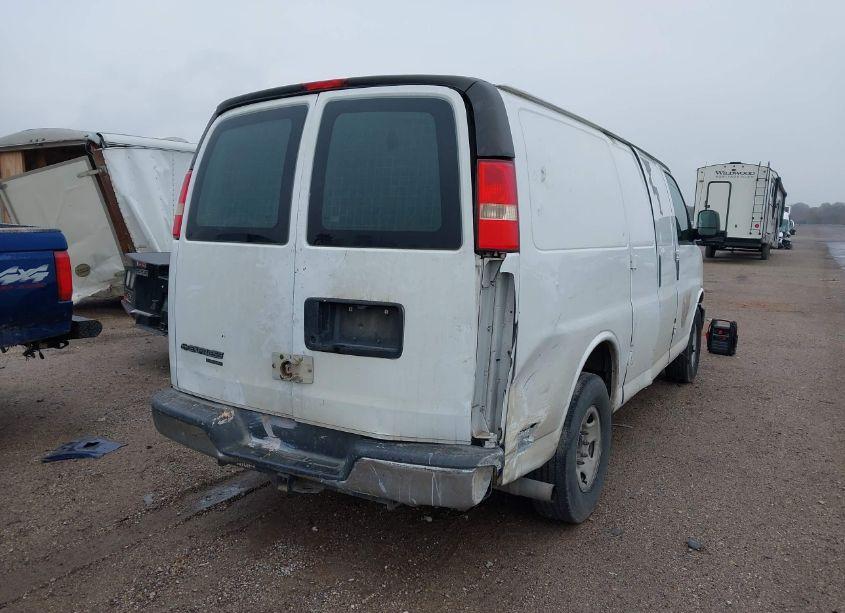 Photo 6 of 2009 Chevrolet Express 2500 WORK VAN (VIN 1GCGG25C991145831)