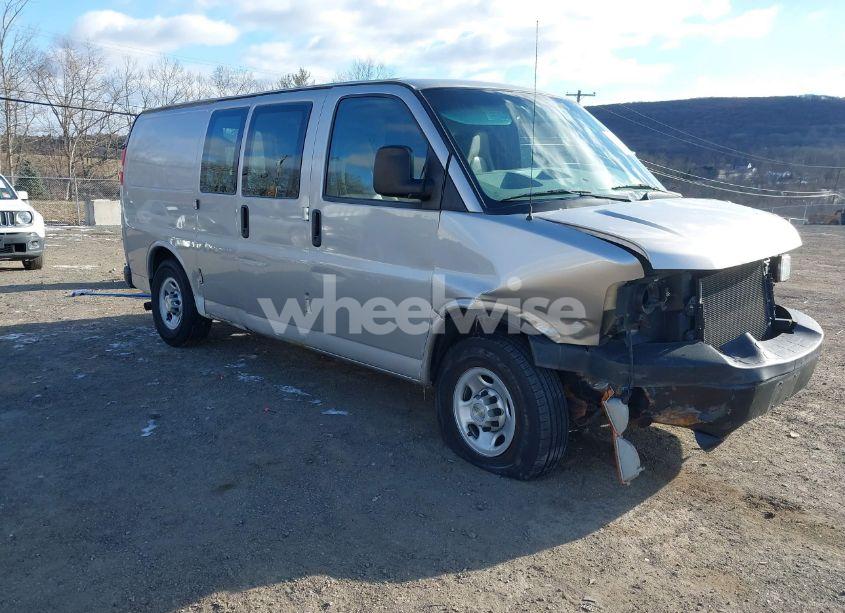 2008 Chevrolet Express WORK VAN (VIN 1GCGG25CX81146520) main photo