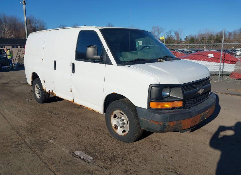 2009 Chevrolet Express 2500 WORK VAN (VIN 1GCGG25CX91115446) main photo