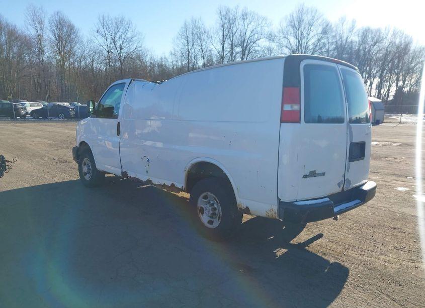 Photo 3 of 2009 Chevrolet Express 2500 WORK VAN (VIN 1GCGG25CX91115446)