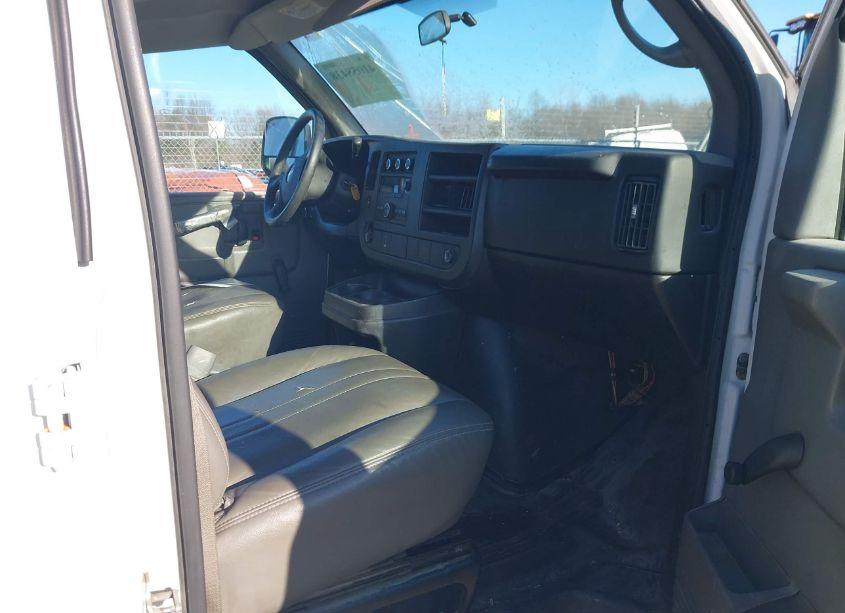 Photo 5 of 2009 Chevrolet Express 2500 WORK VAN (VIN 1GCGG25CX91115446)