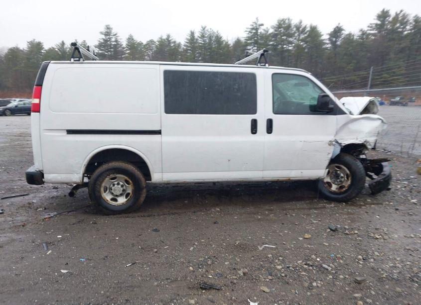 Photo 13 of 2009 Chevrolet Express 2500 WORK VAN (VIN 1GCGG25K091140539)