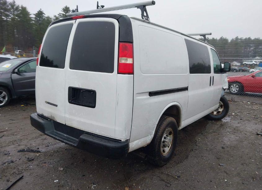 Photo 4 of 2009 Chevrolet Express 2500 WORK VAN (VIN 1GCGG25K091140539)