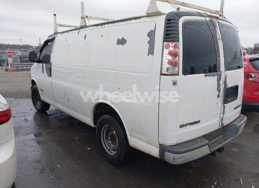 Photo 3 of 2001 Chevrolet Express (VIN 1GCGG25R311188683)