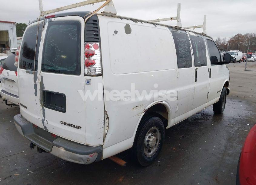 Photo 4 of 2001 Chevrolet Express (VIN 1GCGG25R311188683)