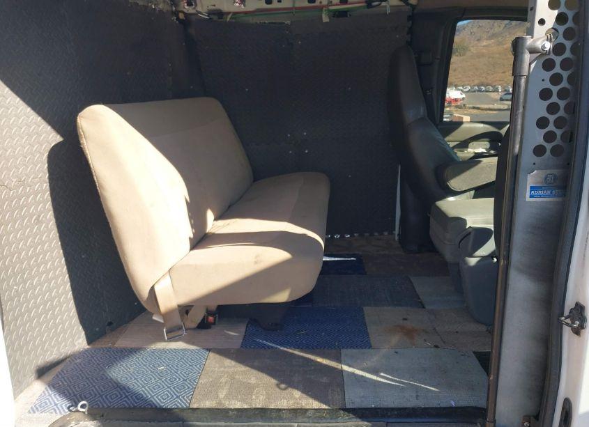 Photo 8 of 2002 Chevrolet Express (VIN 1GCGG25R821219394)