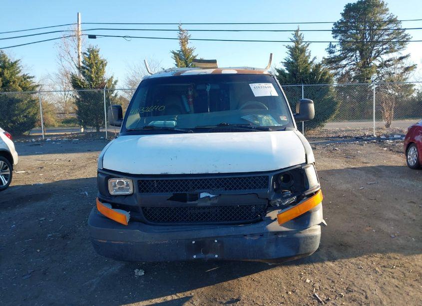 Photo 12 of 2003 Chevrolet Express (VIN 1GCGG25U331228915)