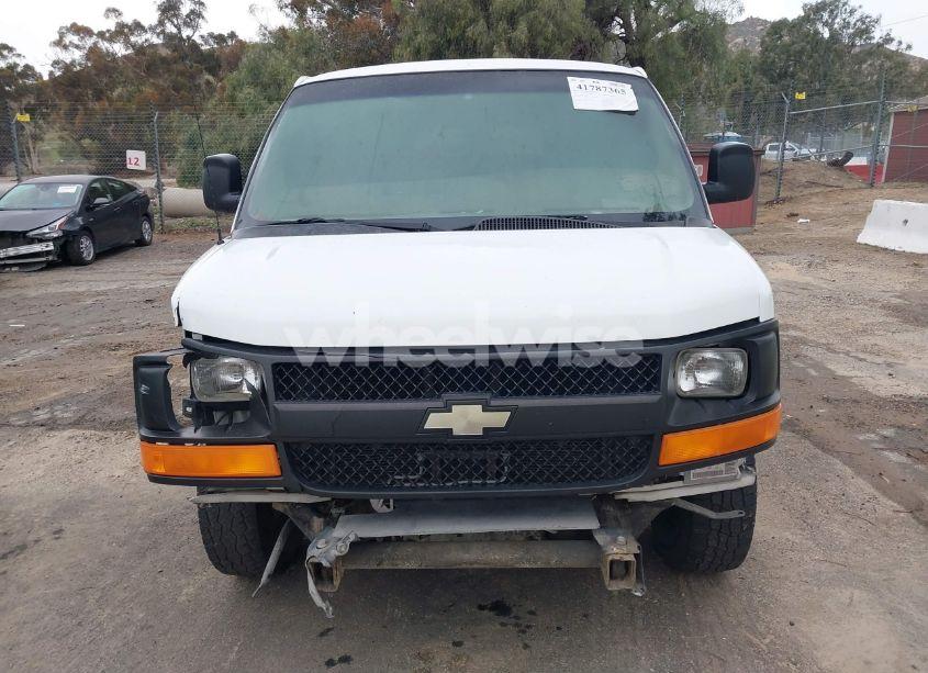 Photo 12 of 2003 Chevrolet Express (VIN 1GCGG25U431221925)