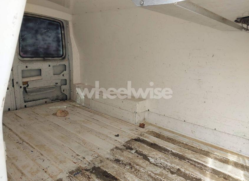 Photo 8 of 2003 Chevrolet Express (VIN 1GCGG25U931106043)