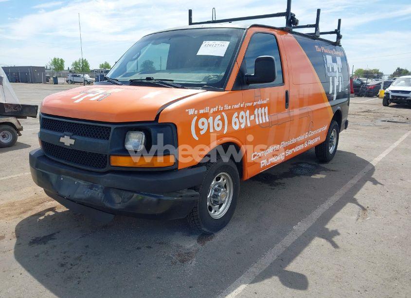 Photo 2 of 2004 Chevrolet Express (VIN 1GCGG25V241245876)