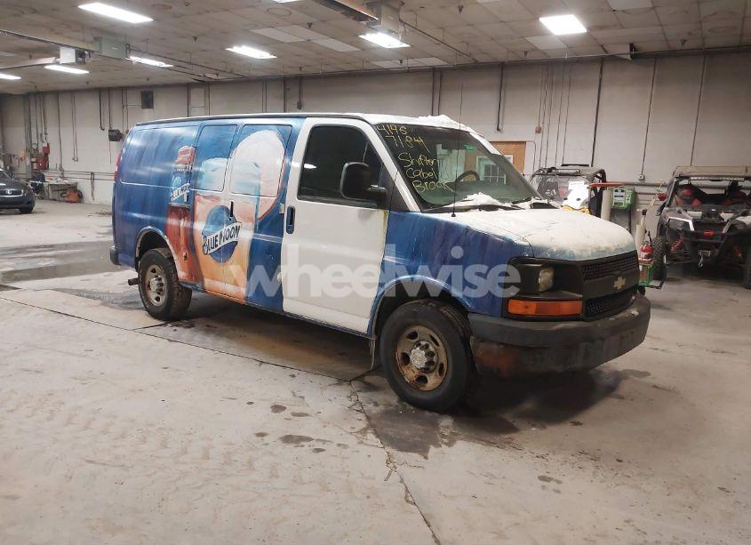 2007 Chevrolet Express WORK VAN (VIN 1GCGG25V271223154) main photo