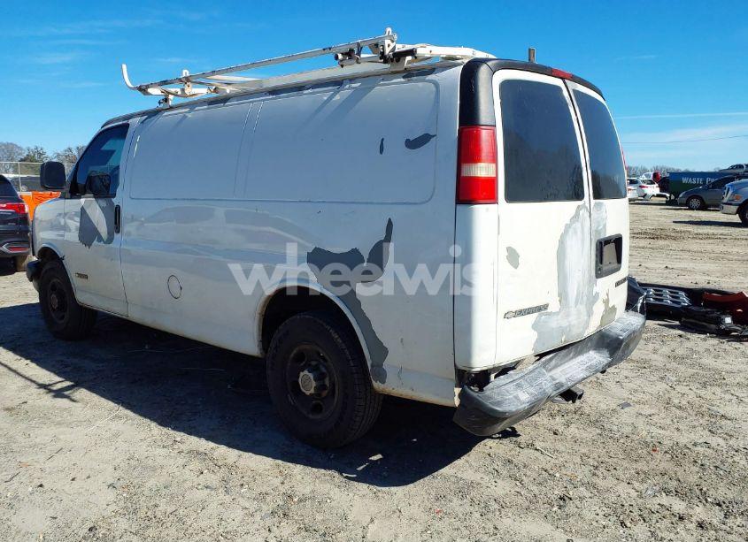 Photo 3 of 2006 Chevrolet Express WORK VAN (VIN 1GCGG25V361196299)