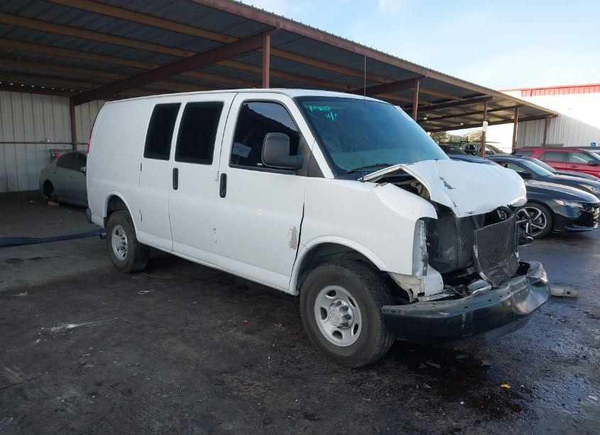 2007 Chevrolet Express WORK VAN (VIN 1GCGG25V371143359) main photo