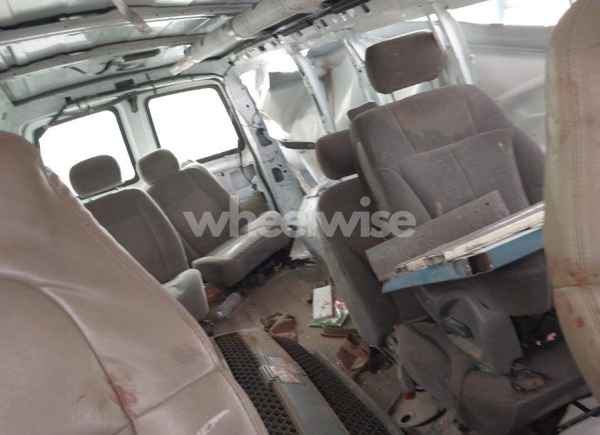 Photo 8 of 2006 Chevrolet Express WORK VAN (VIN 1GCGG25V461132062)