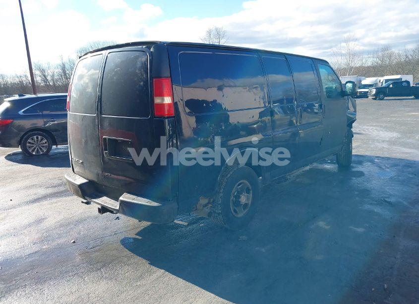 Photo 4 of 2006 Chevrolet Express WORK VAN (VIN 1GCGG25V461222652)