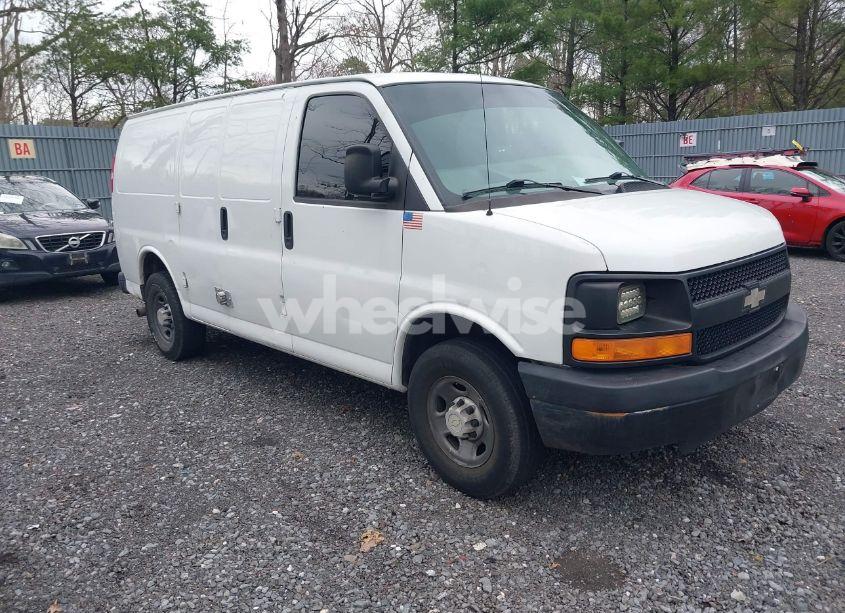 2007 Chevrolet Express WORK VAN (VIN 1GCGG25V471164110) main photo