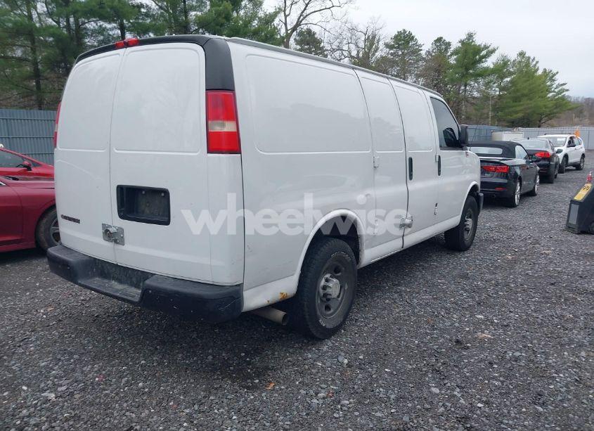 Photo 4 of 2007 Chevrolet Express WORK VAN (VIN 1GCGG25V471164110)