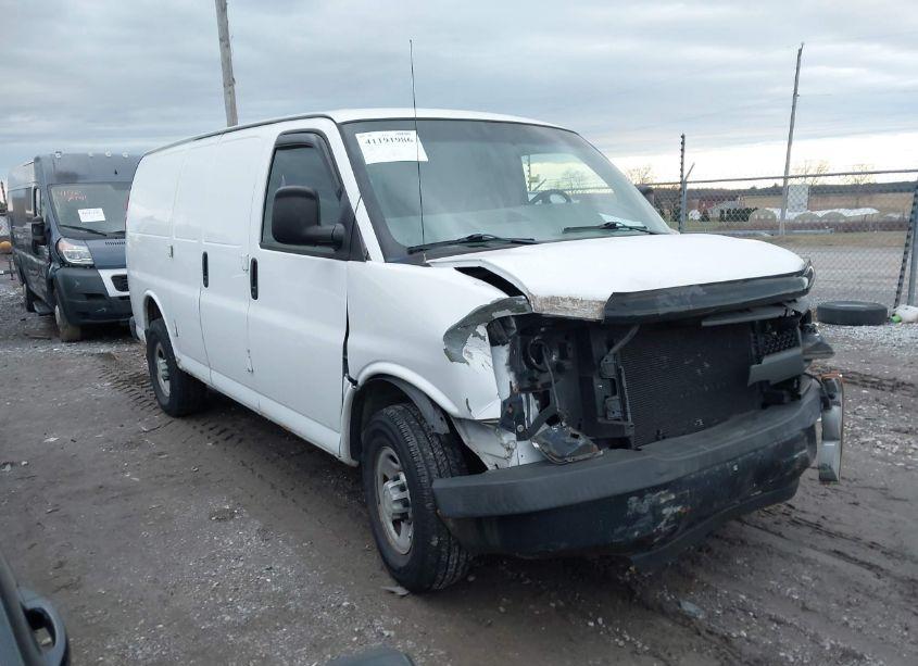 2007 Chevrolet Express WORK VAN (VIN 1GCGG25V571102084) main photo