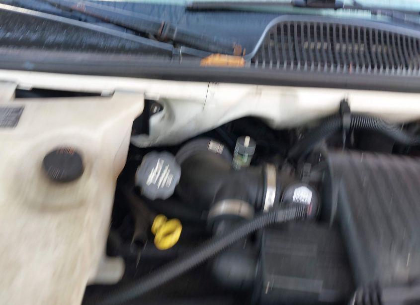 Photo 10 of 2003 Chevrolet Express (VIN 1GCGG25V631219389)