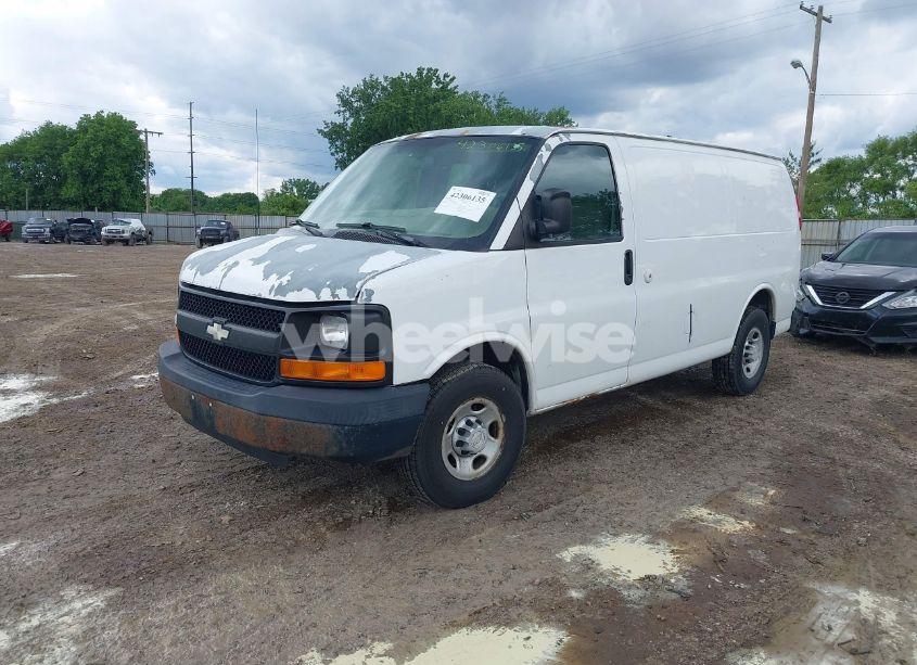 Photo 2 of 2007 Chevrolet Express WORK VAN (VIN 1GCGG25V671166439)