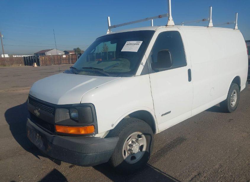 Photo 2 of 2005 Chevrolet Express (VIN 1GCGG25V751267454)