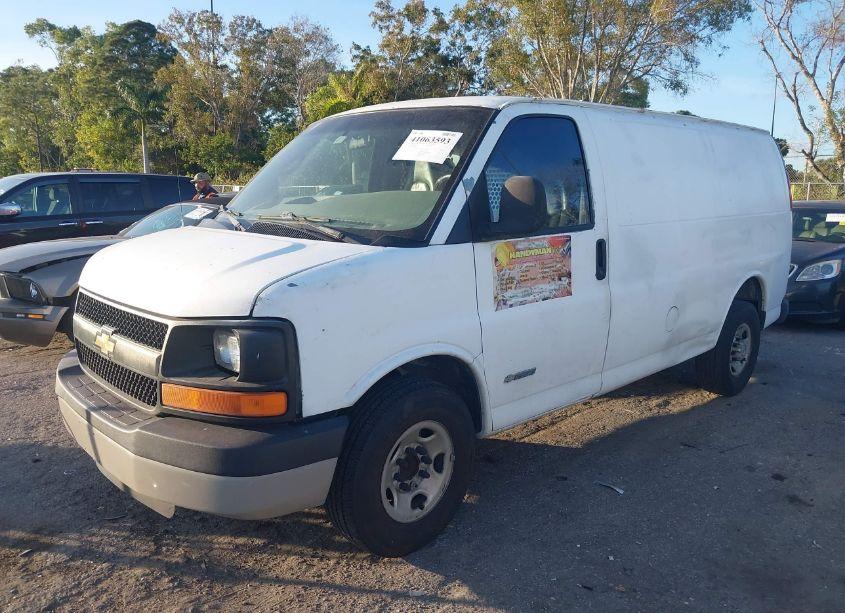 Photo 2 of 2006 Chevrolet Express WORK VAN (VIN 1GCGG25V761149714)