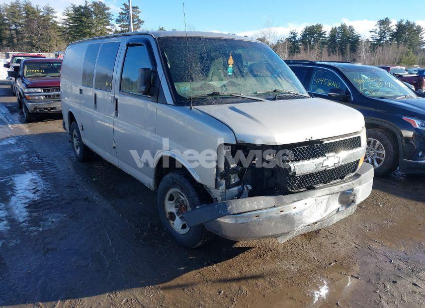 2006 Chevrolet Express WORK VAN (VIN 1GCGG25V761167923) main photo