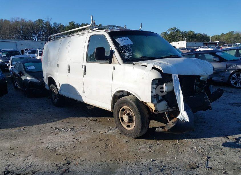2007 Chevrolet Express WORK VAN (VIN 1GCGG25V871252982) main photo