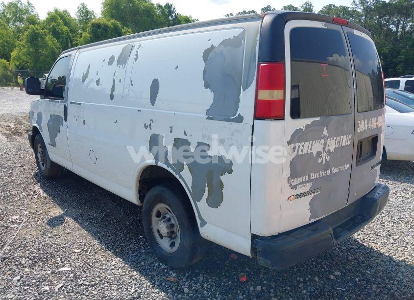 Photo 3 of 2006 Chevrolet Express WORK VAN (VIN 1GCGG25V961163758)