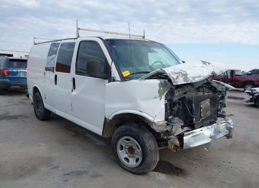 2007 Chevrolet Express WORK VAN (VIN 1GCGG25V971120507) main photo