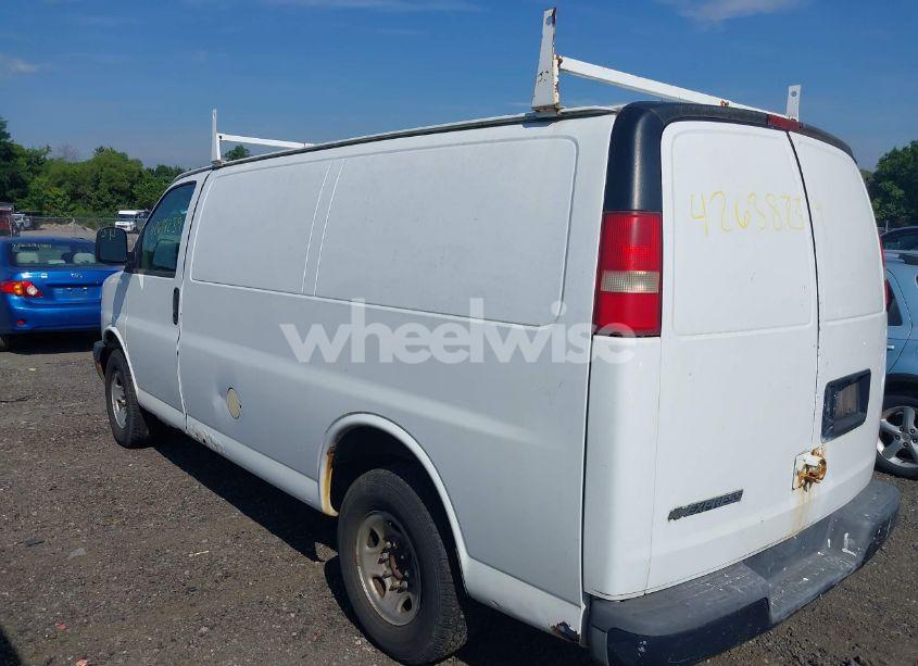 Photo 3 of 2007 Chevrolet Express WORK VAN (VIN 1GCGG25V971244860)