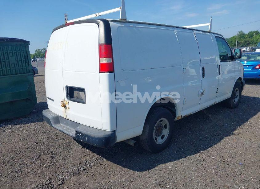 Photo 4 of 2007 Chevrolet Express WORK VAN (VIN 1GCGG25V971244860)