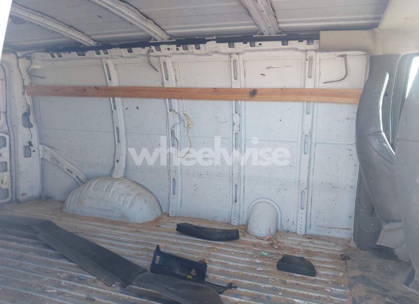 Photo 8 of 2006 Chevrolet Express WORK VAN (VIN 1GCGG25VX61108493)