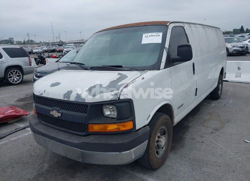 Photo 2 of 2005 Chev Chvn/exp CG 2500 (VIN 1GCGG29B551263686)