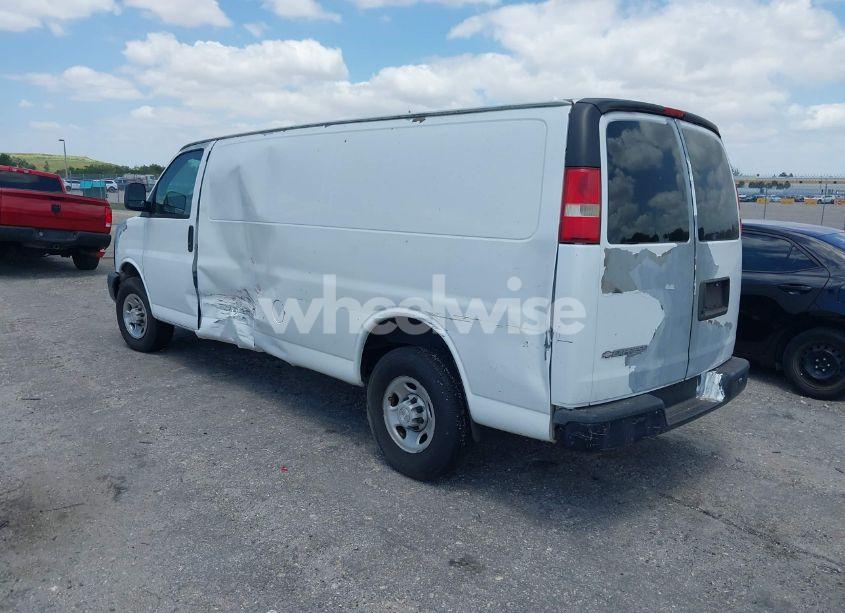Photo 3 of 2008 Chevrolet Express WORK VAN (VIN 1GCGG29C881220351)
