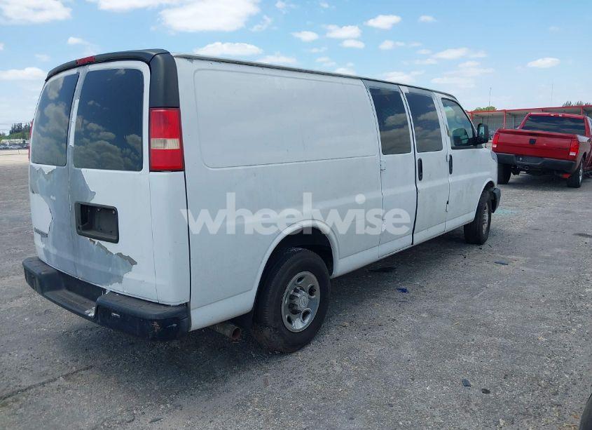 Photo 4 of 2008 Chevrolet Express WORK VAN (VIN 1GCGG29C881220351)