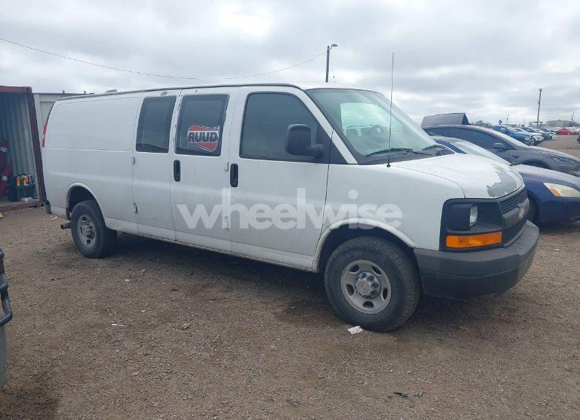 2008 Chevrolet Express WORK VAN (VIN 1GCGG29CX81196666) main photo