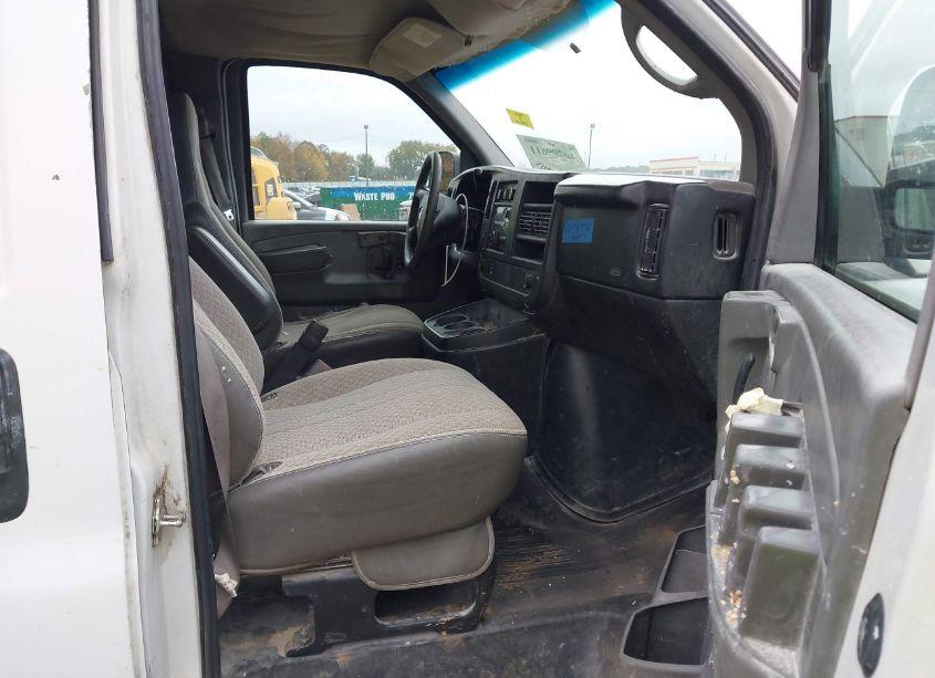 Photo 5 of 2008 Chevrolet Express WORK VAN (VIN 1GCGG29K981230765)