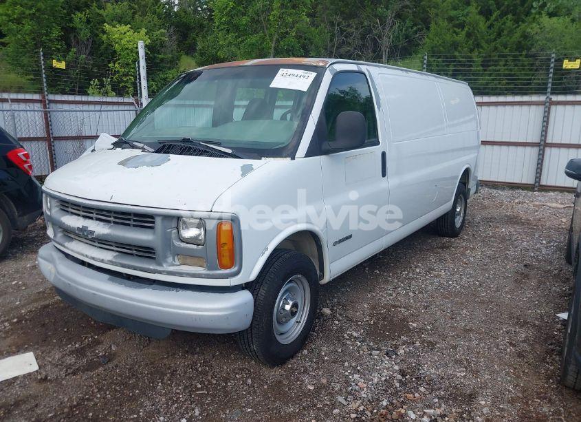 Photo 2 of 1999 Chevrolet Express (VIN 1GCGG29R5X1148396)