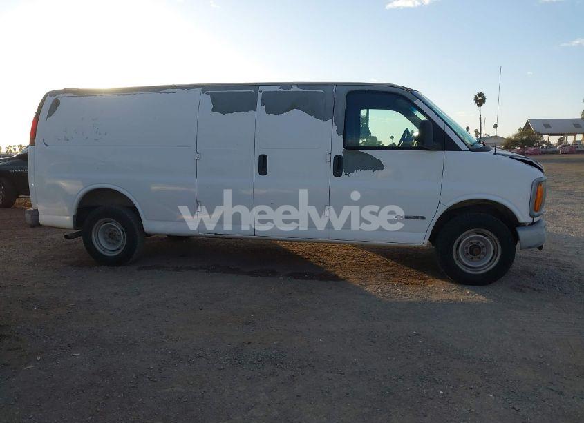 Photo 13 of 2001 Chevrolet Express (VIN 1GCGG29R611244125)